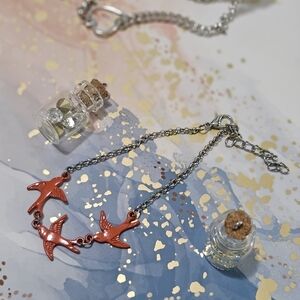 Beautifull braceletpretty new bery adjustabke